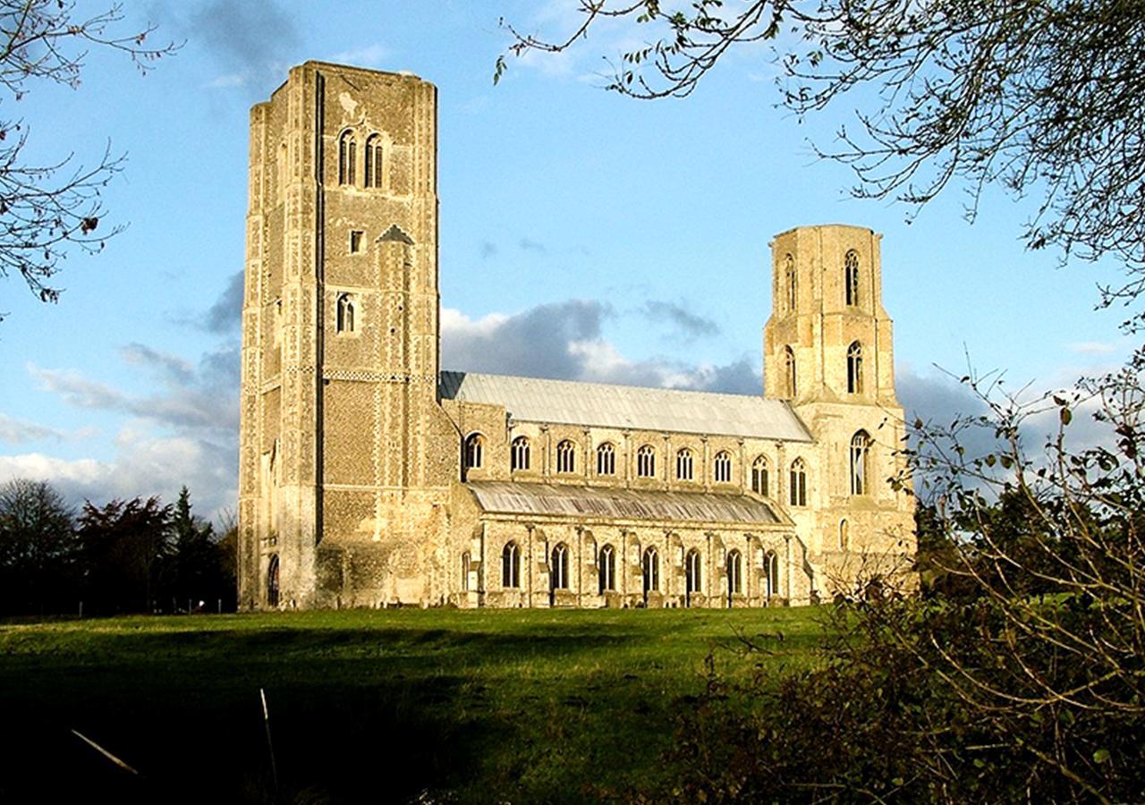 Apartments At Number 10 The Abbey Norwich Exterior photo